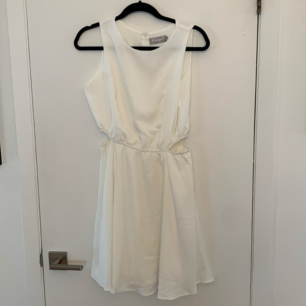 Belongsci Sleeveless A-Line Dress - Cute Cut-Out Detail, Women’s Size M